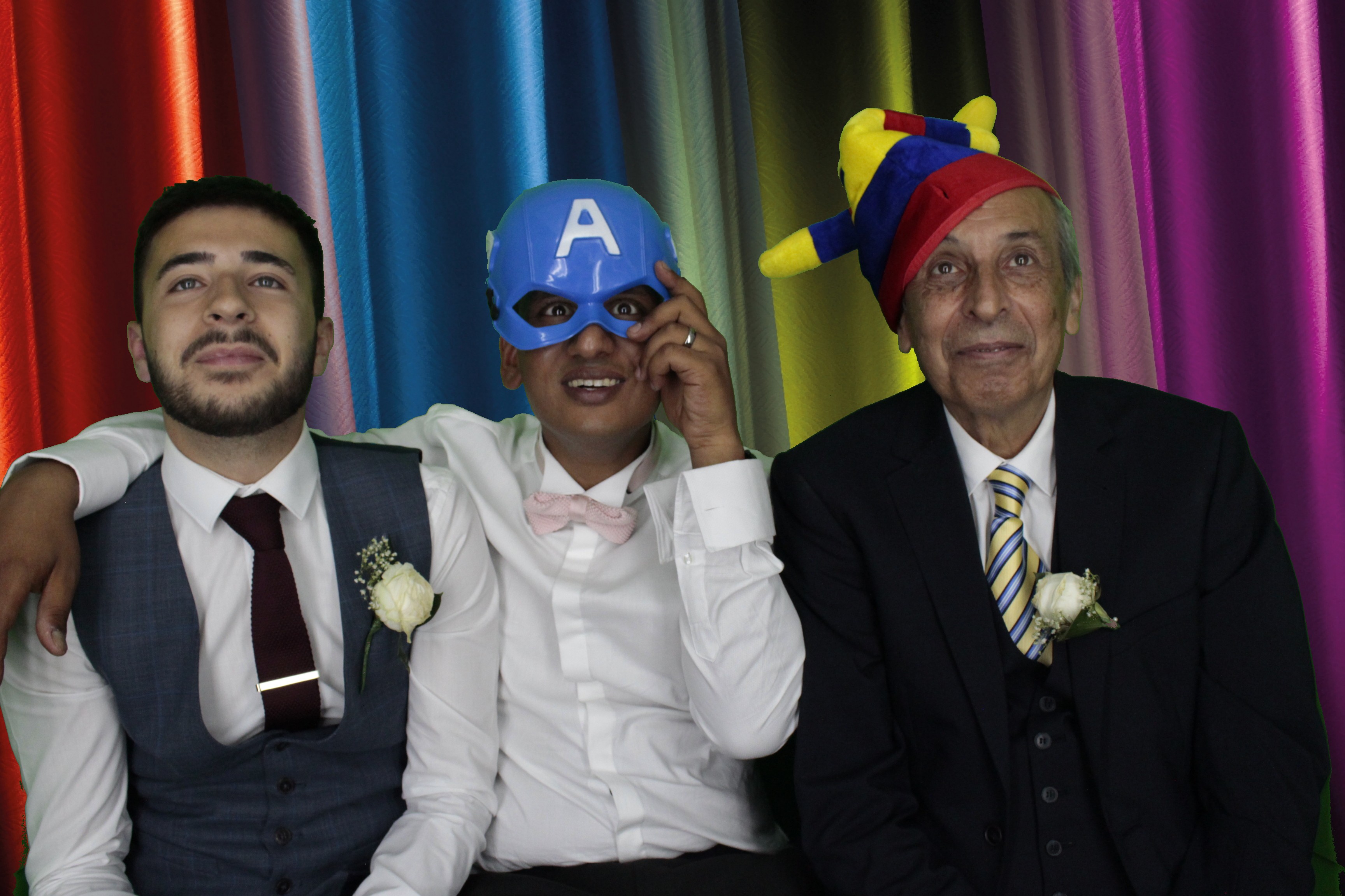 Bhavin & Yasmin’s Wedding | View more photos from the event at gallery.myphotoboothexperience.co.uk/u/MyPhotoBoothExperienceLtd/Bhavin-Yasmin’s-Wedding
